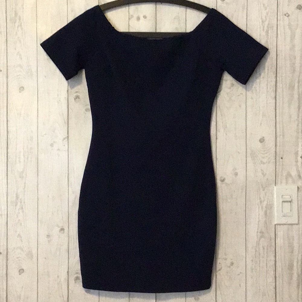 EEUC Women’s L (more like tight M) Navy Bodycon Dress